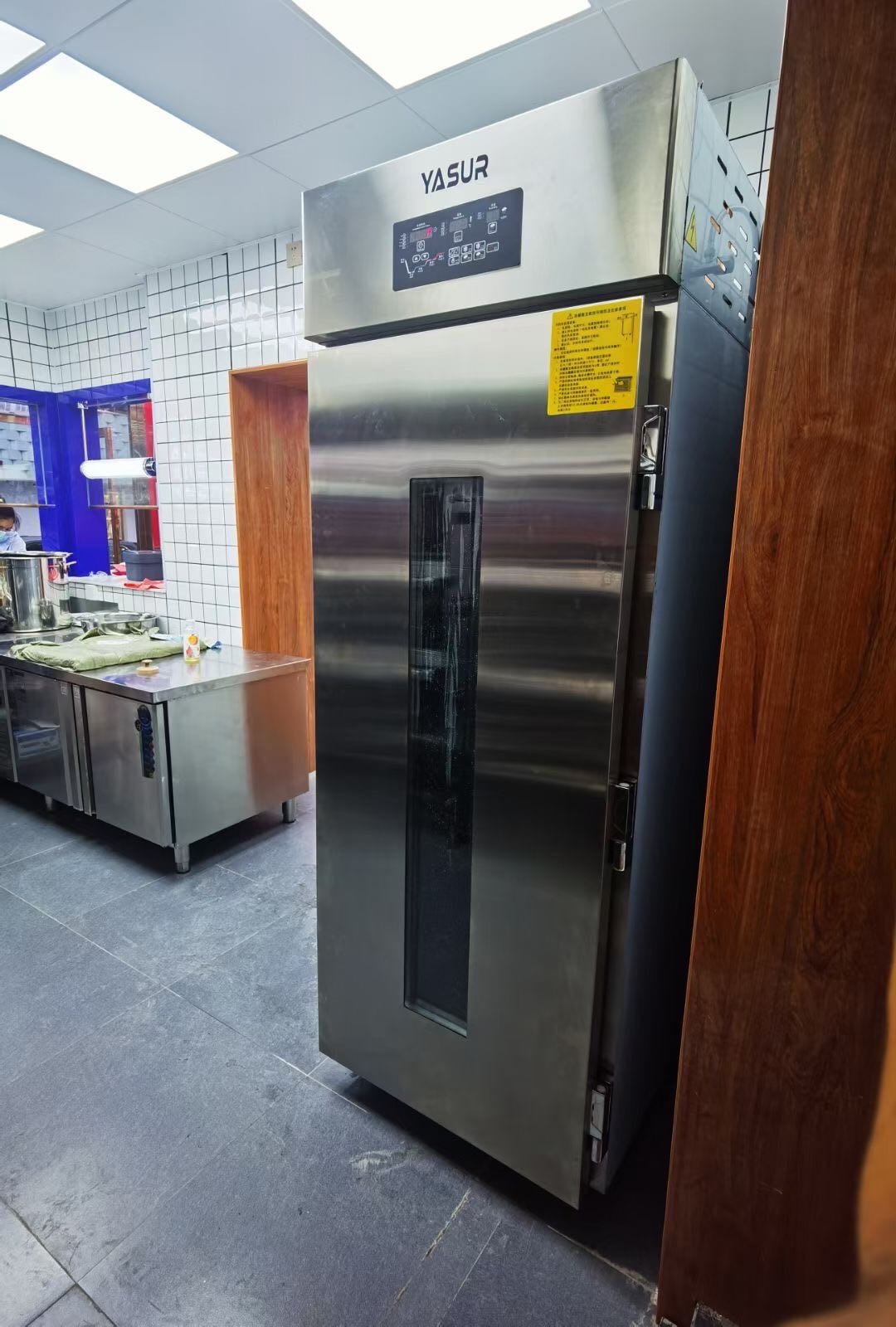 Yasur 80 Trays Dough Retarder Proofer Reach In Type 40x60cm Trays 2kw Air Wash Type Steamer Generator