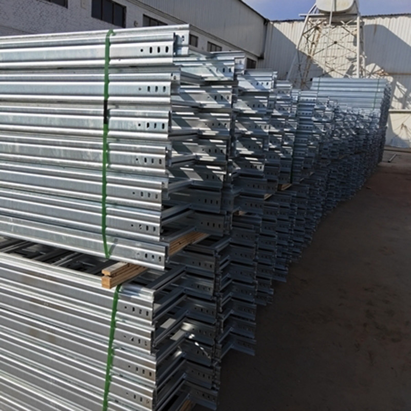 Silver Hot Dipped Galvanized Cable Tray With Non Flammable Fire Resistance 50mm-1000mm Width