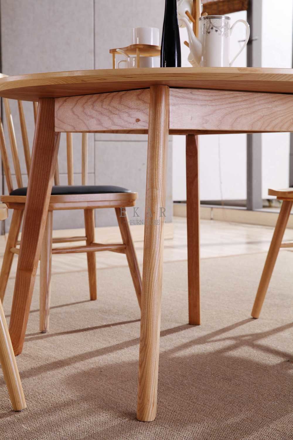European Modern Ash Wood Round Dining Table Set
