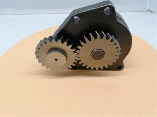 6CT8.3 Excavator Engine Parts 3800828 3930338 3802278 3948071 930338 Oil Pump