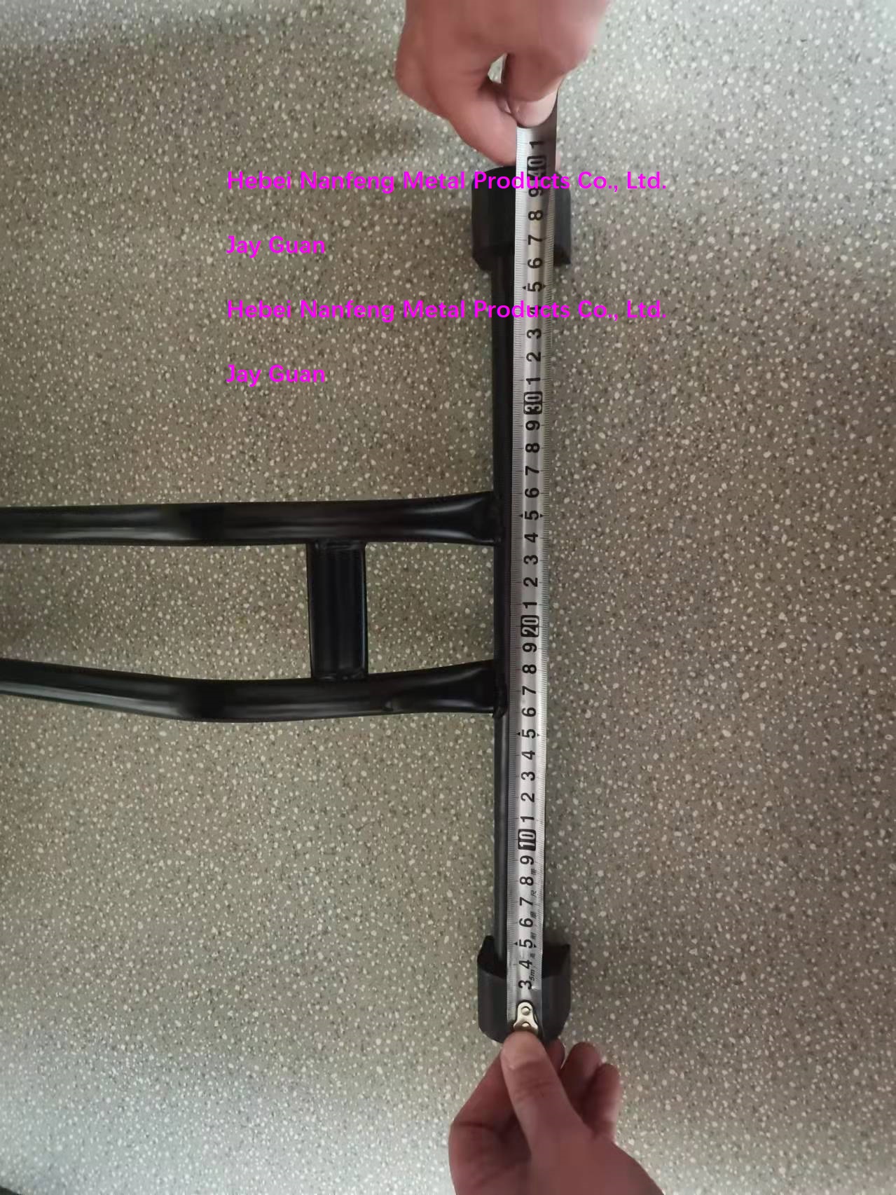 Space-Saving Bike Floor Stand Black Bike Rack for Garage Certificate ISO9001 2015