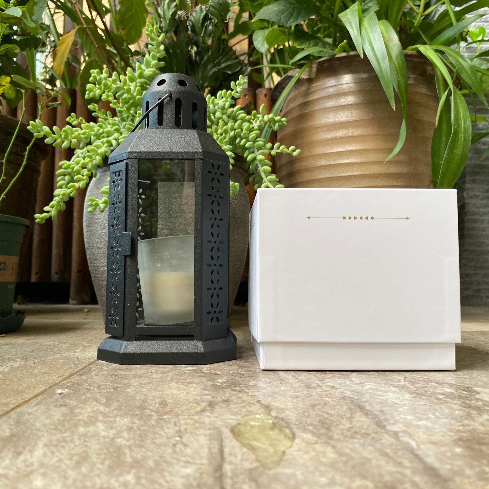 Customizable White Rigid Candle Box Golden Foil Stamping White Foam Insert