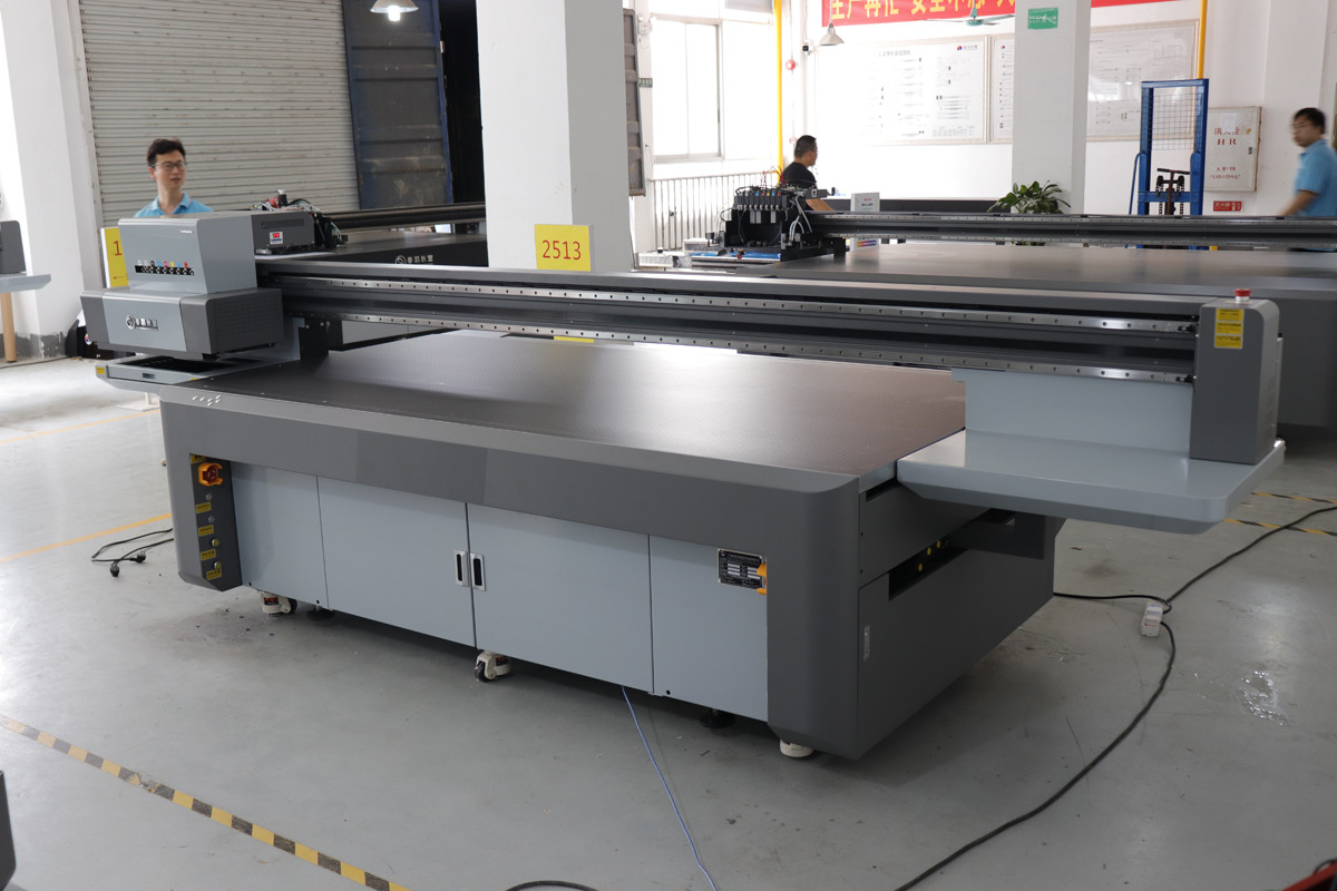 Industrial UV Flatbed Printer Powerful Digital Flat Bed Inkjet Printer