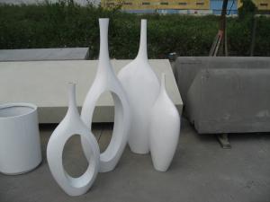 China Eco-Friendly Fiberglass Flower Pots Sustainable And Stylish For Garden wholesale
