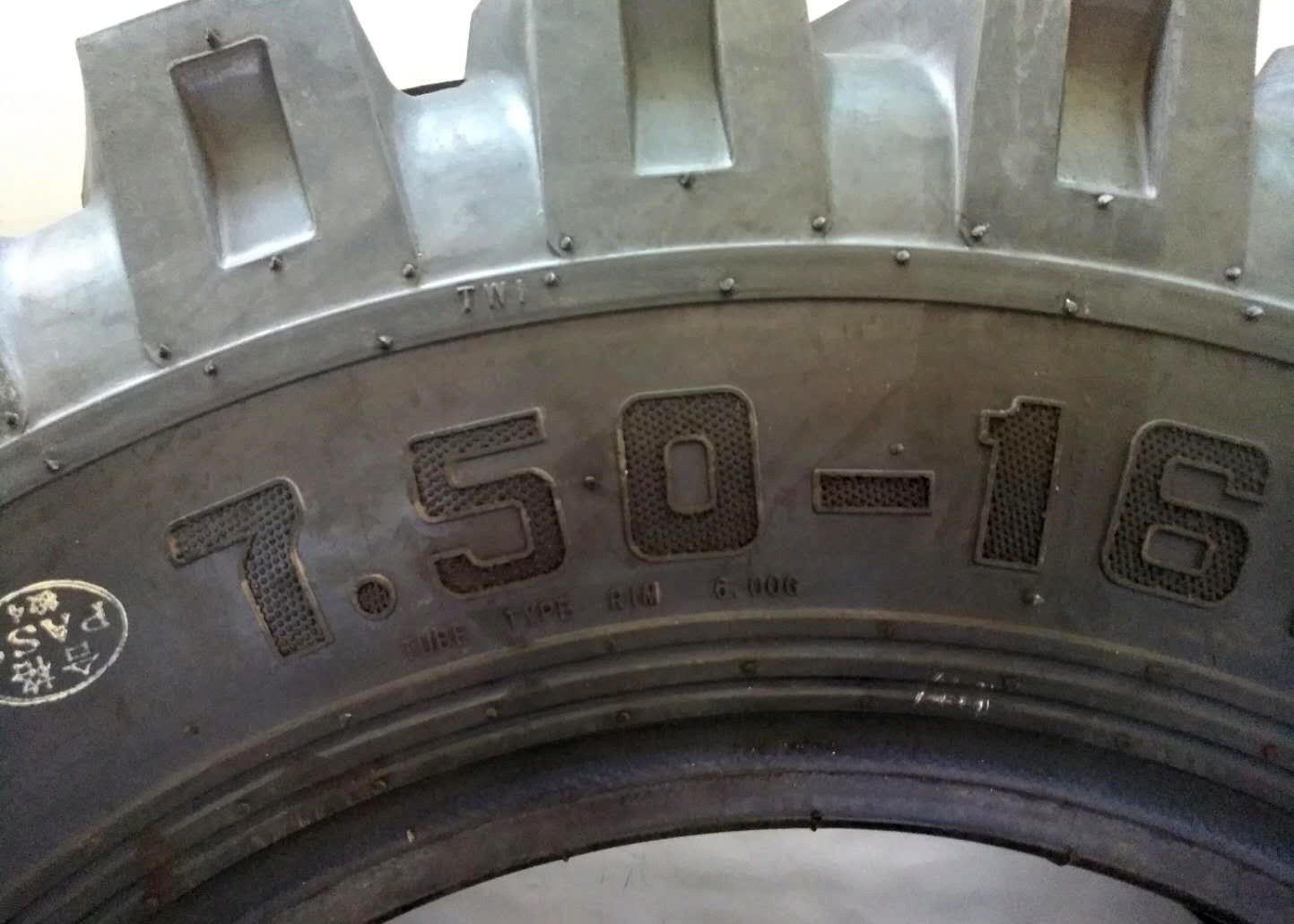 16 Inch Diameter Agricultural Tractor Tires 7.50-16 Anti Cut For Mountain Area