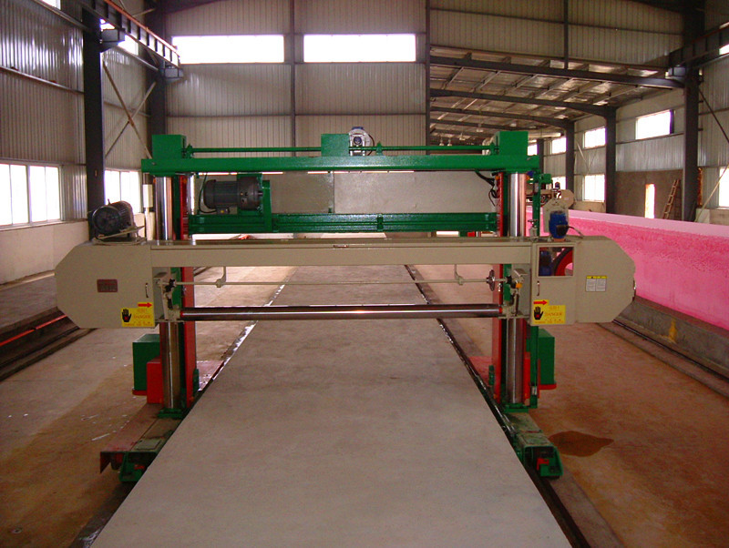Horizontal Cnc Contour Cutting Machine 2150mm Cutting Foam Width 90m/Min