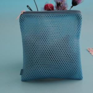 China Label Logo Mesh Fabric Lingerie Socks Underwear Wash Bag wholesale