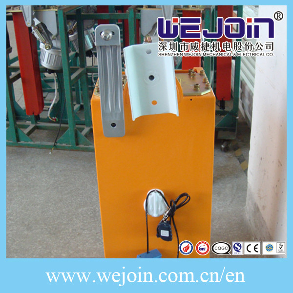 Straight Automatic Barrier Gate Steel Housing Material 300W With Safety Sensors