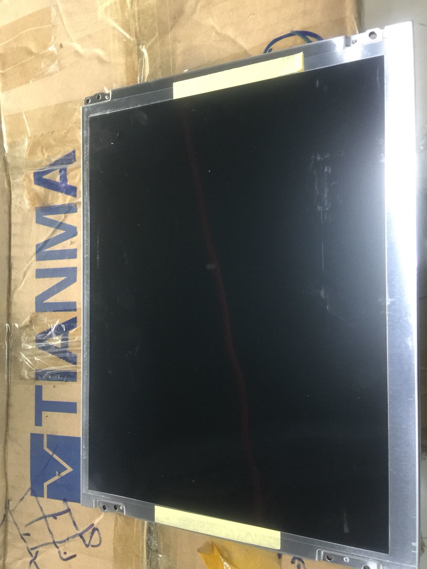 SVGA 82PPI 12.1" 800×600 RGB Tianma TFT LVDS TM121SDSG03 80/80/65/75 (Typ.)(CR≥10)