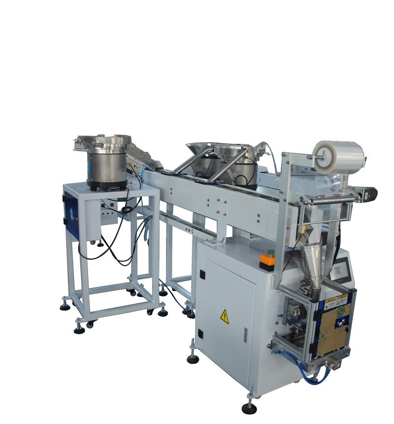 New Goods Automatic Mixing Count Nuts Angle Type Dragging Bucket Plastic Film Packing Machine