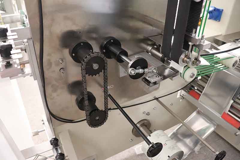 380V 50Hz Wet Towel Folding Slitting Packing Machine Automatic Towel Roll Packaging Line