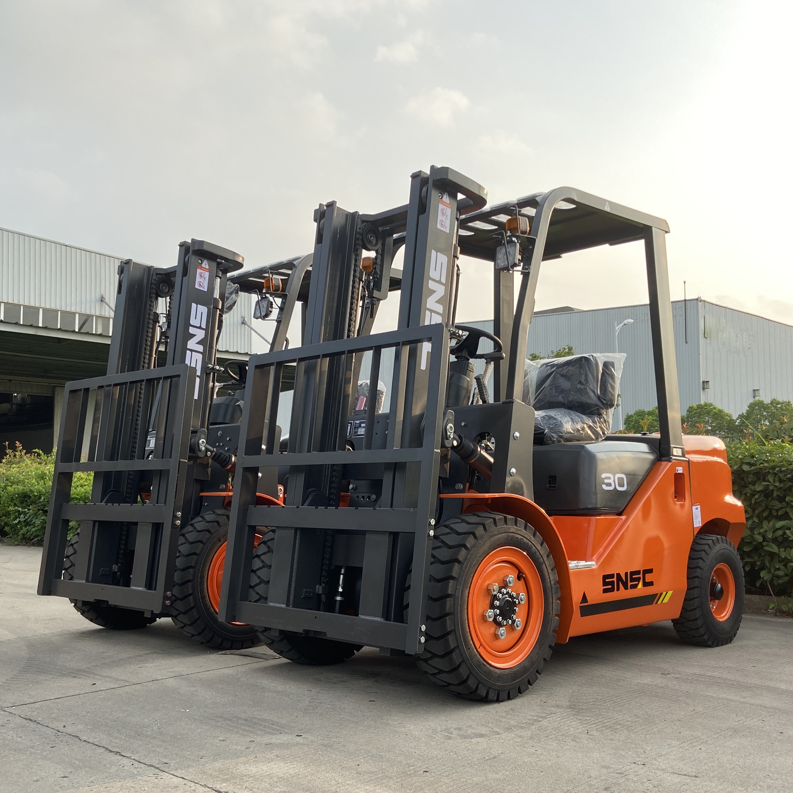 2065mm Mast Height 3.5 Ton Mini Rough Terrain 4x4 Diesel Forklift with Container Mast
