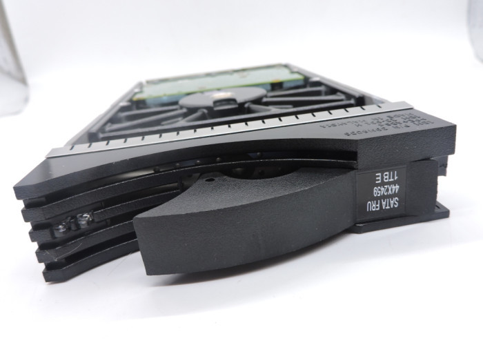 IBM Hard Disk 44X2458 44X2459 46C4455 4618 1T 7.2K 3.5 SATA 1 year warranty