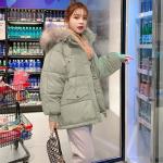 Wholesale Customize Thick Trendy Puffer Women′s Down Coat Winter Solid Long