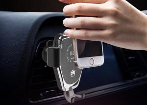 China Gravity Auto Lock 10W Magnetic Wireless Phone Charger wholesale
