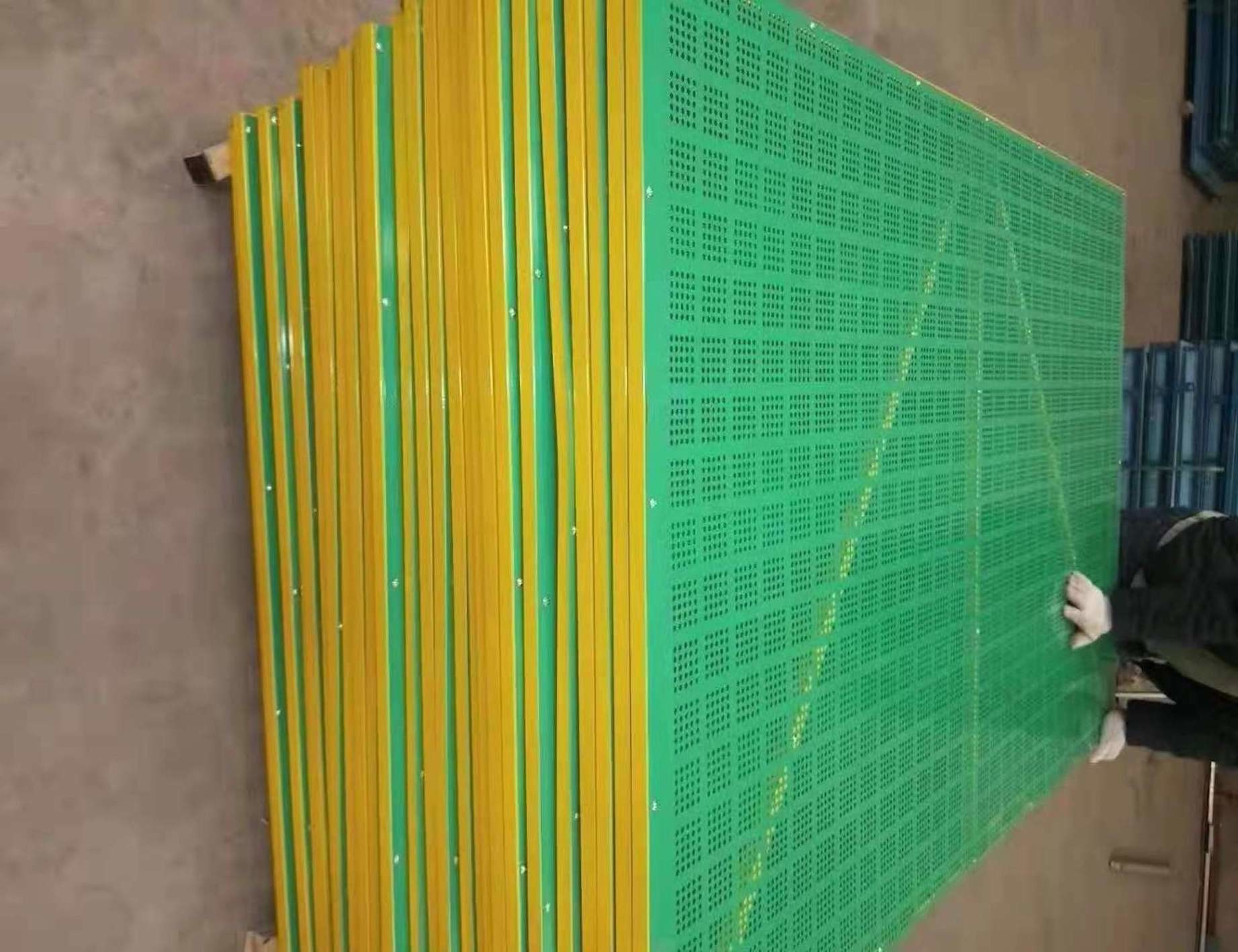 1.5m Perforated Metal Mesh SUS316 Perforated Wire Mesh Smooth Surface