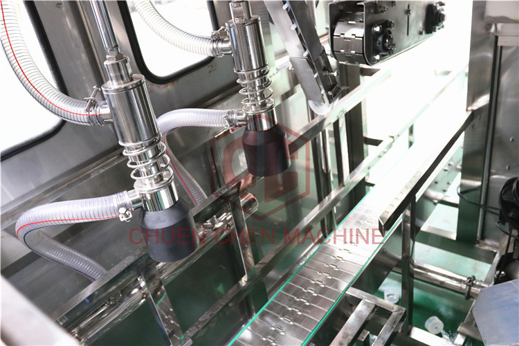Plastic Bottle Filling And Sealing Machine Sauce And Water Bottle Packaging