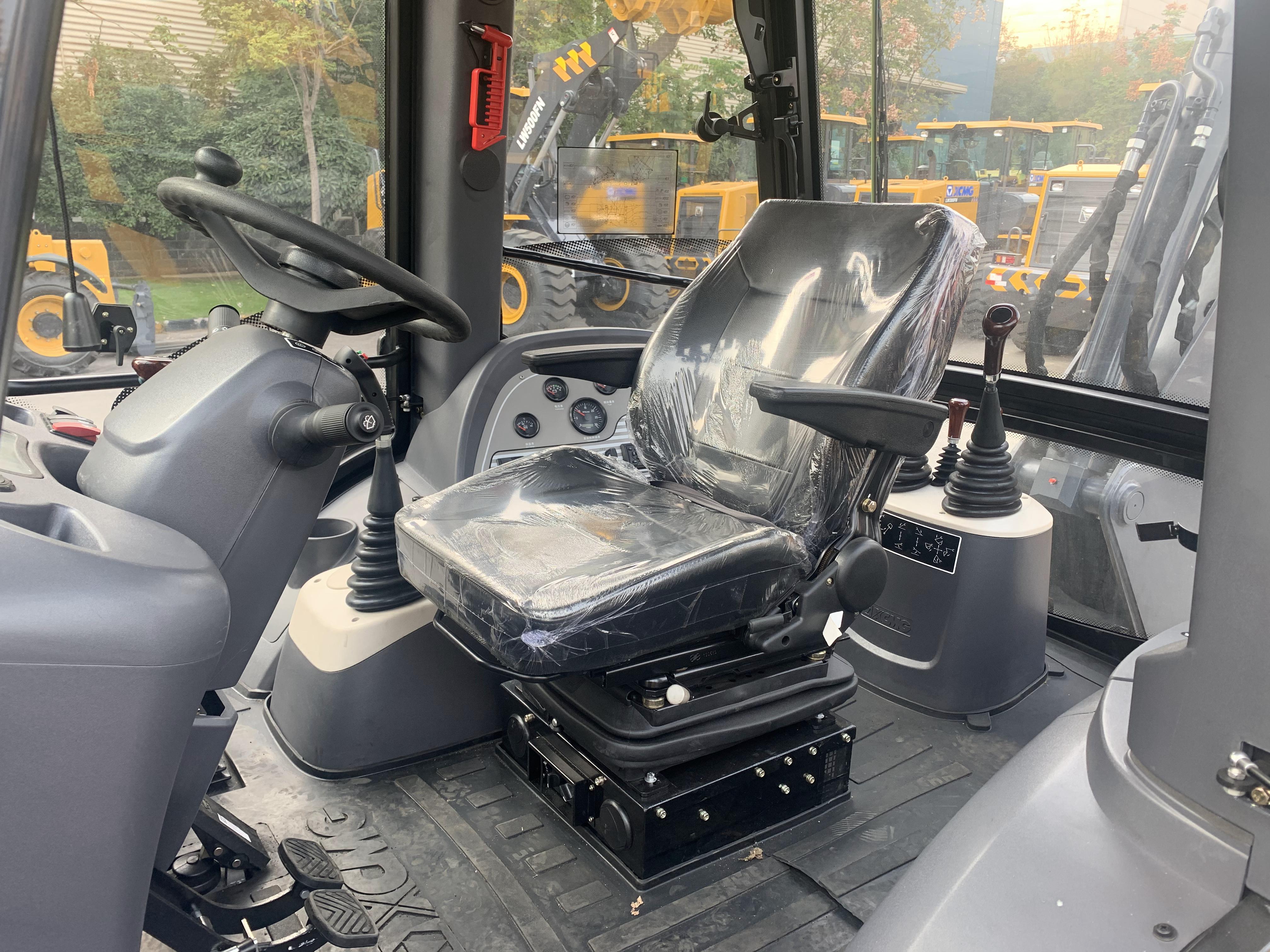 XCMG XC870K 2.5Ton Used Mini Backhoe Loader Energy Saving High Strength