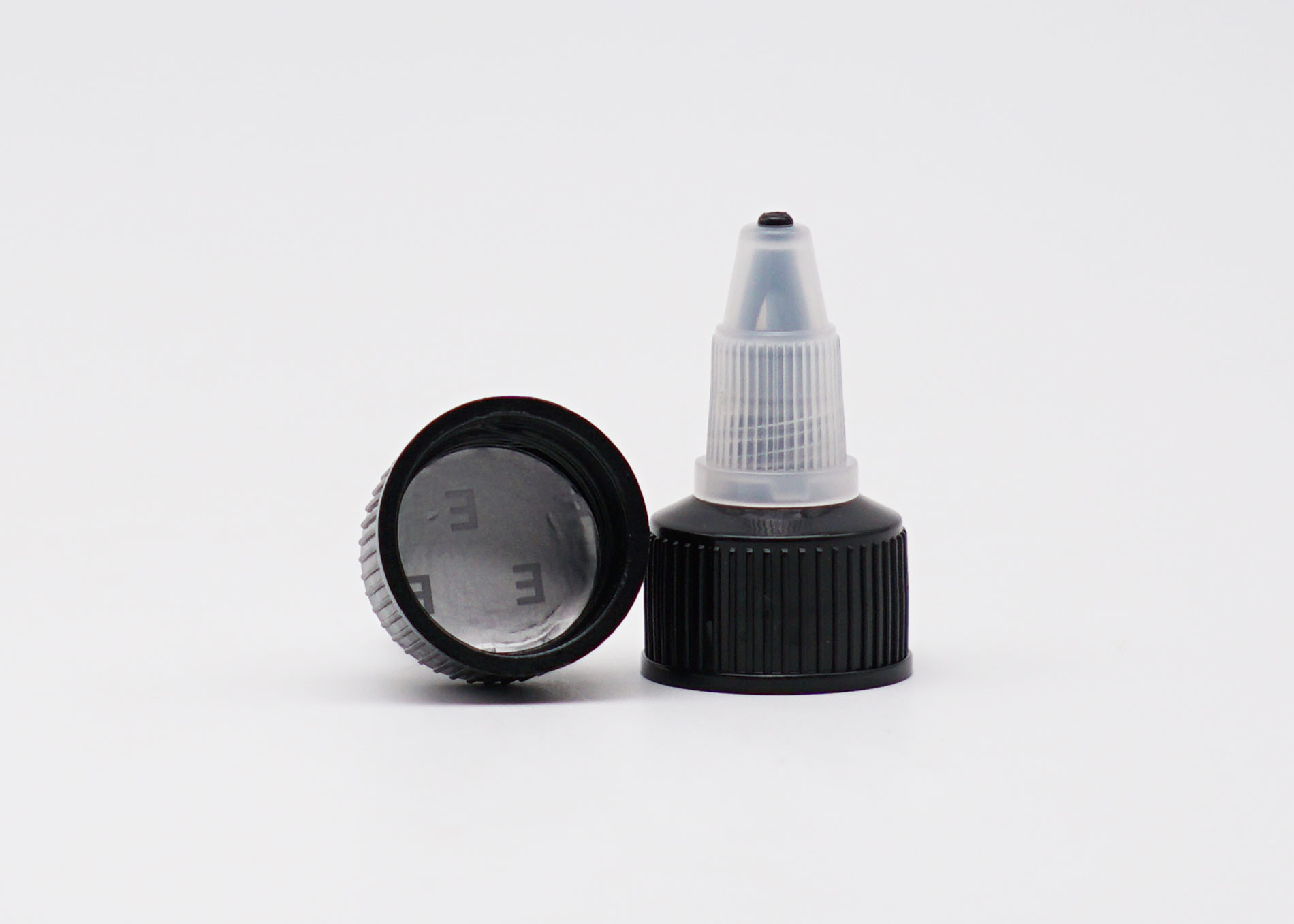 20mm Plastic Screw Twist Top Cap Cosmetic Long Nozzle