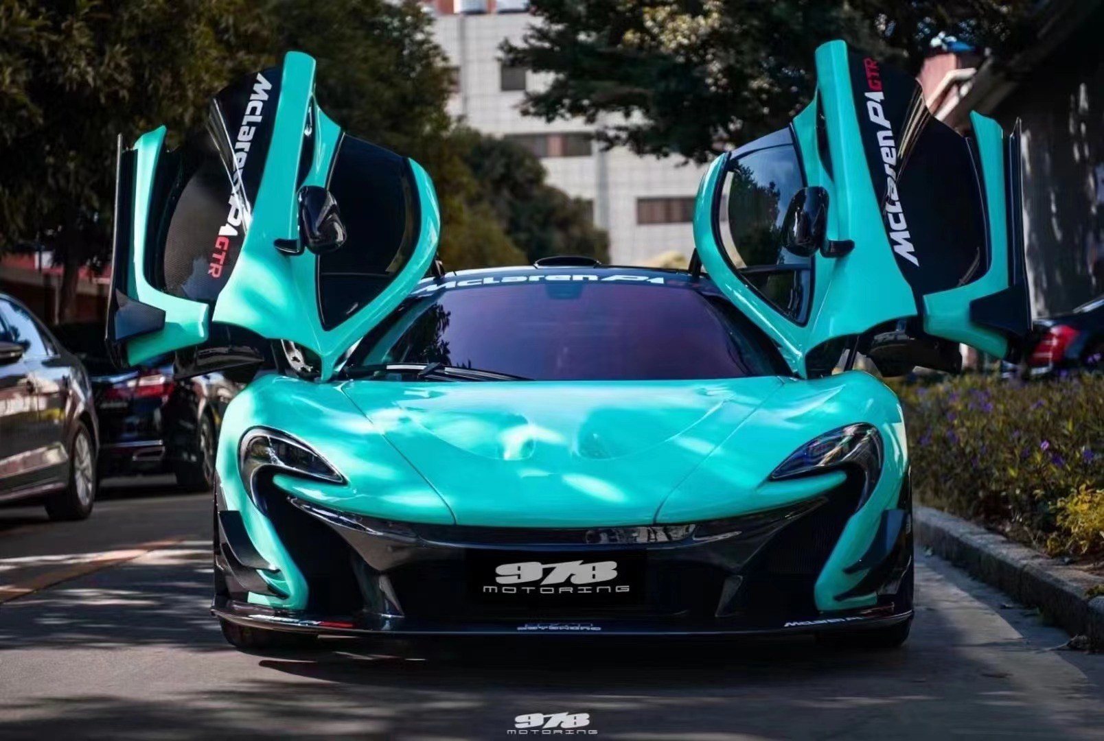 For McLaren P1 Body Kit P1 Upgraded GTR Style Front and Rear Bumper Spoilers Carbon Fiber Body Kit