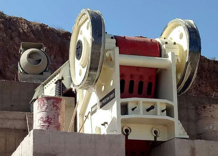 Hydraulic 220TPH Q235 Aggregate Rock Jaw Crusher 30t/H