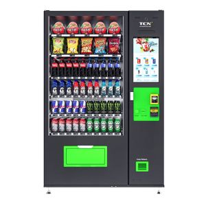 China Snack Drink Vending Machine Automatic Conveyor Special Customized 22 Inch Screen on sale