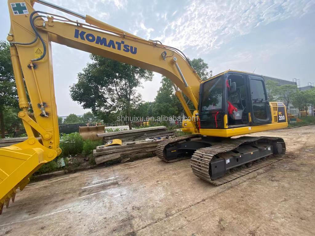 Komatsu Second hand hydraulic crawler excavator good quality Used digging machine Japan origin used komatsu pc200-8 excavator Komatsu Excavator