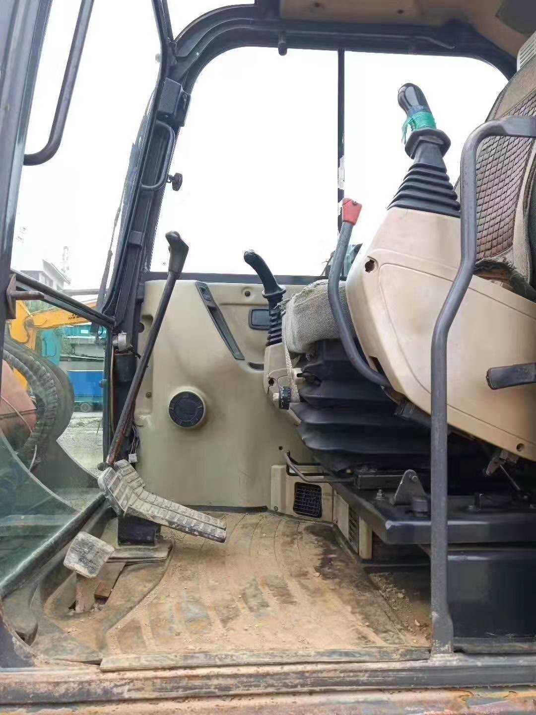 Original Hydraulic Cylinder Doosan DH80-7 Crawler Excavator with 8TON Operating Weight
