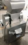 50-1000kg Per Hour Capatcity Liquiritia Flour Grinder Machine For Granules
