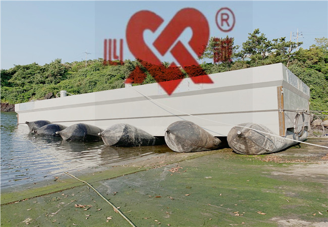 5.0m-20m Length Ship Launching Airbags Pontoon With Different Size