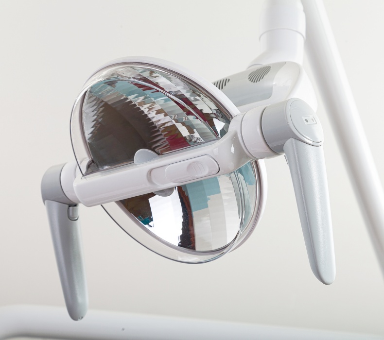 Economic Design Pu Leather Dental Chair Unit With Down Mounted Operation Tray