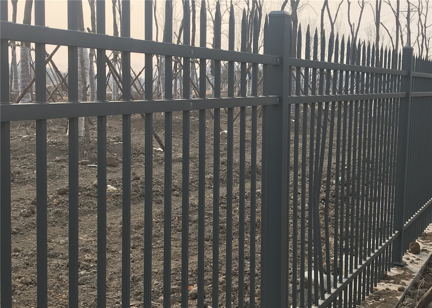 Wholesale Tubular Garrison Steel Security Fence Stain Interpon Powder 80 microns thick 2.1m*2.4m garrison fencing panels