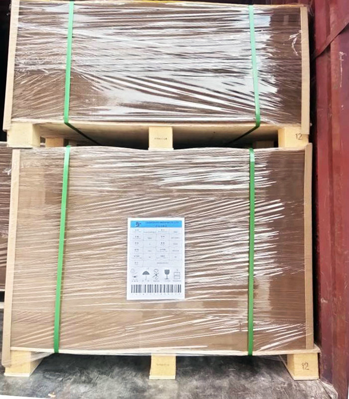 Foldable 300G Unbleached Kraft Test Liner Board Food Contact Brown Paper Sheet