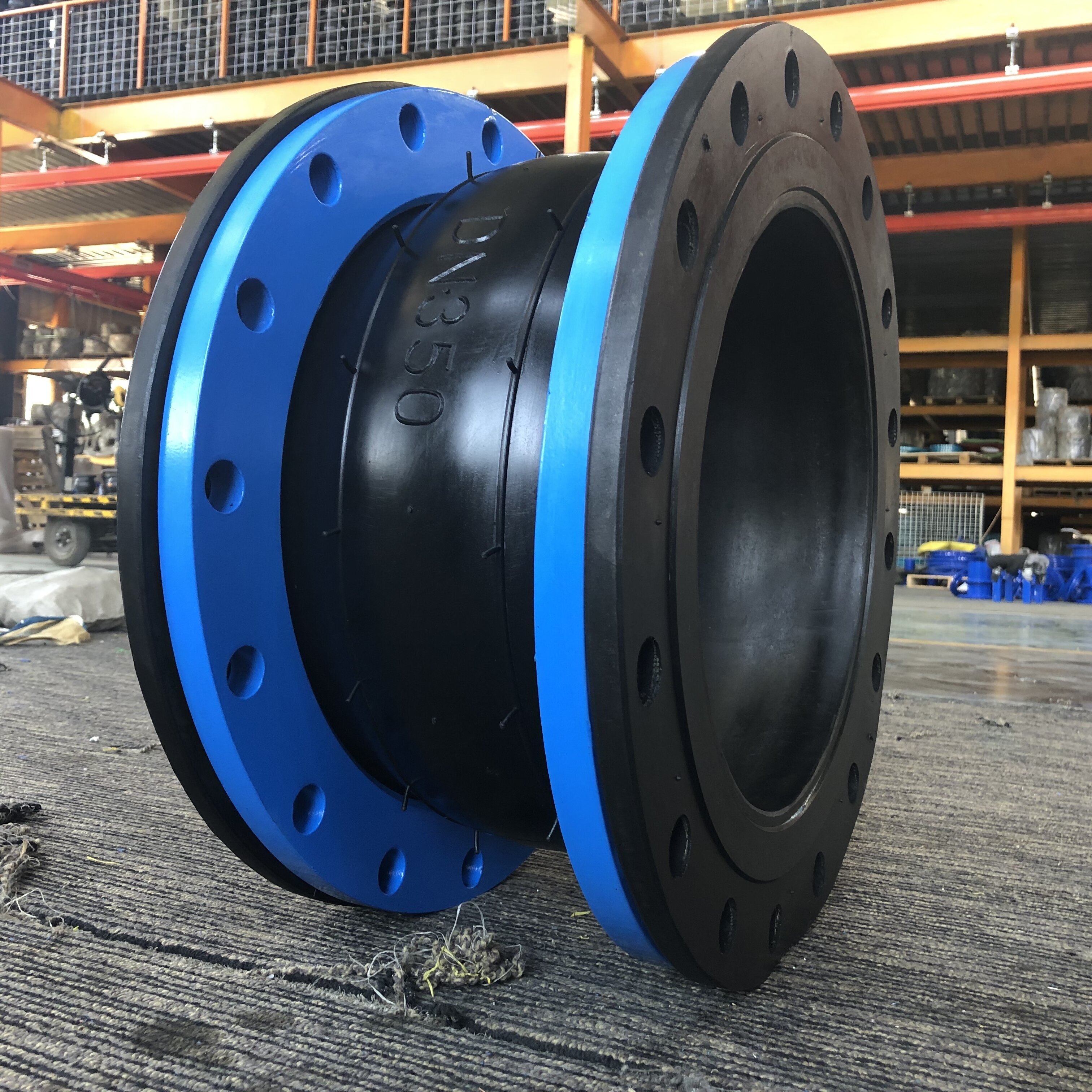 Fully End-Sealed Flanged Rubber Bellows Roof Flexible Epdm Single Sphere