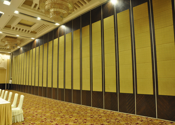 Collapsing Aluminium Movable Partition Walls , Restaurant Portable Partition Walls