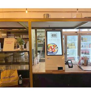 China Touchscreen 1920x1080p Restaurant Ordering Kiosk White Indoor wholesale