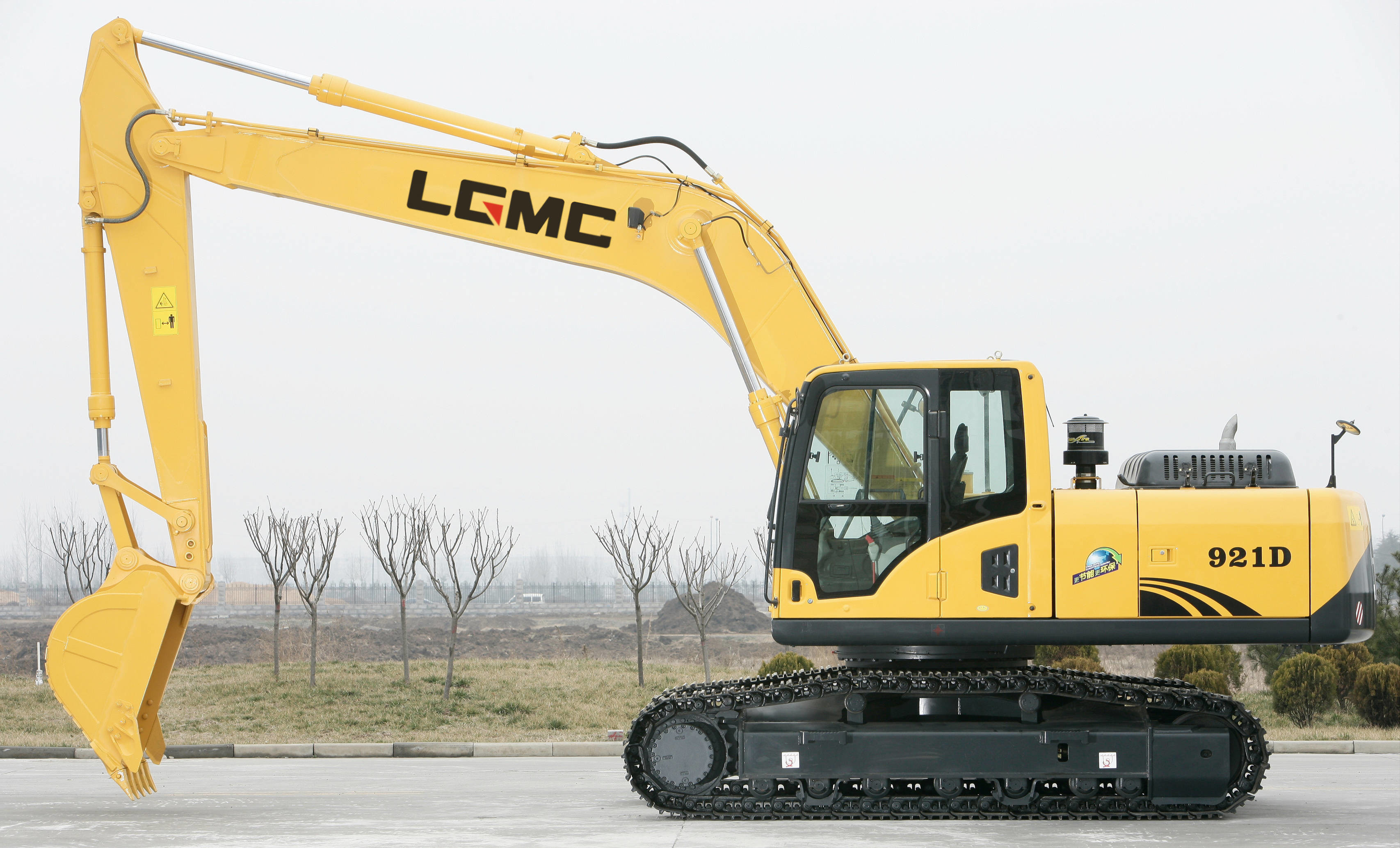 20.5t 3.3km/H Earthmovers Construction Equipment For Mining