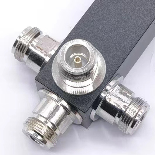 698-4000MHz 3way Indoor Pulse Power Splitter Power Divider for Das Ibs N-F