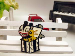 China Anime Enamel Fashion Brooch Pin Decorations Souvenir wholesale