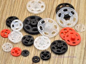 China WC4- plastic button wholesale