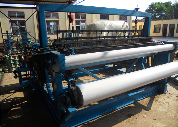 5-12mm Hydraulic Crimped Wire Mesh Machine For Q235 Galvanized Stainless Steel