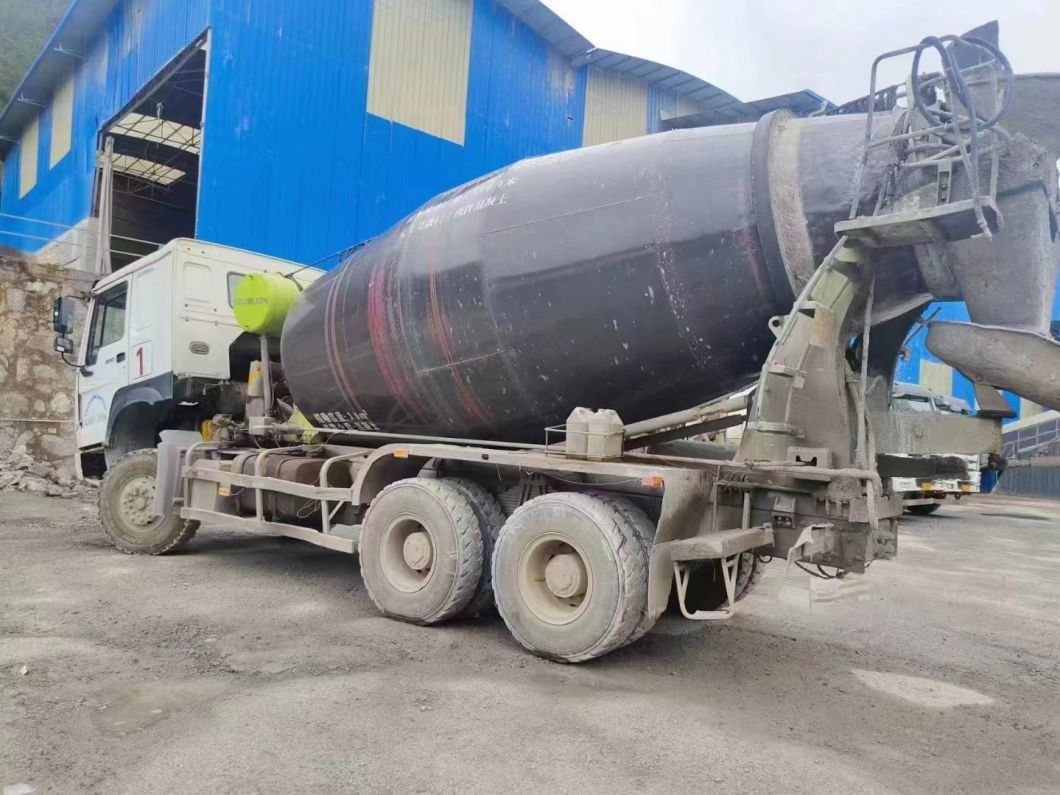 2017 Construction Equipment Concrete-Mixer Truck 12cbm HOWO Truck