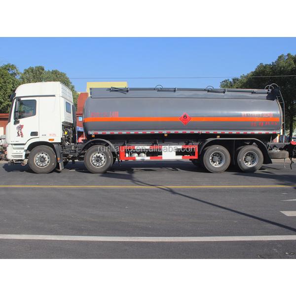 FOTON AUMAN 8x4 24.68cbm Chemical Tank Truck For Flammable Fluid Methanol Ethanol