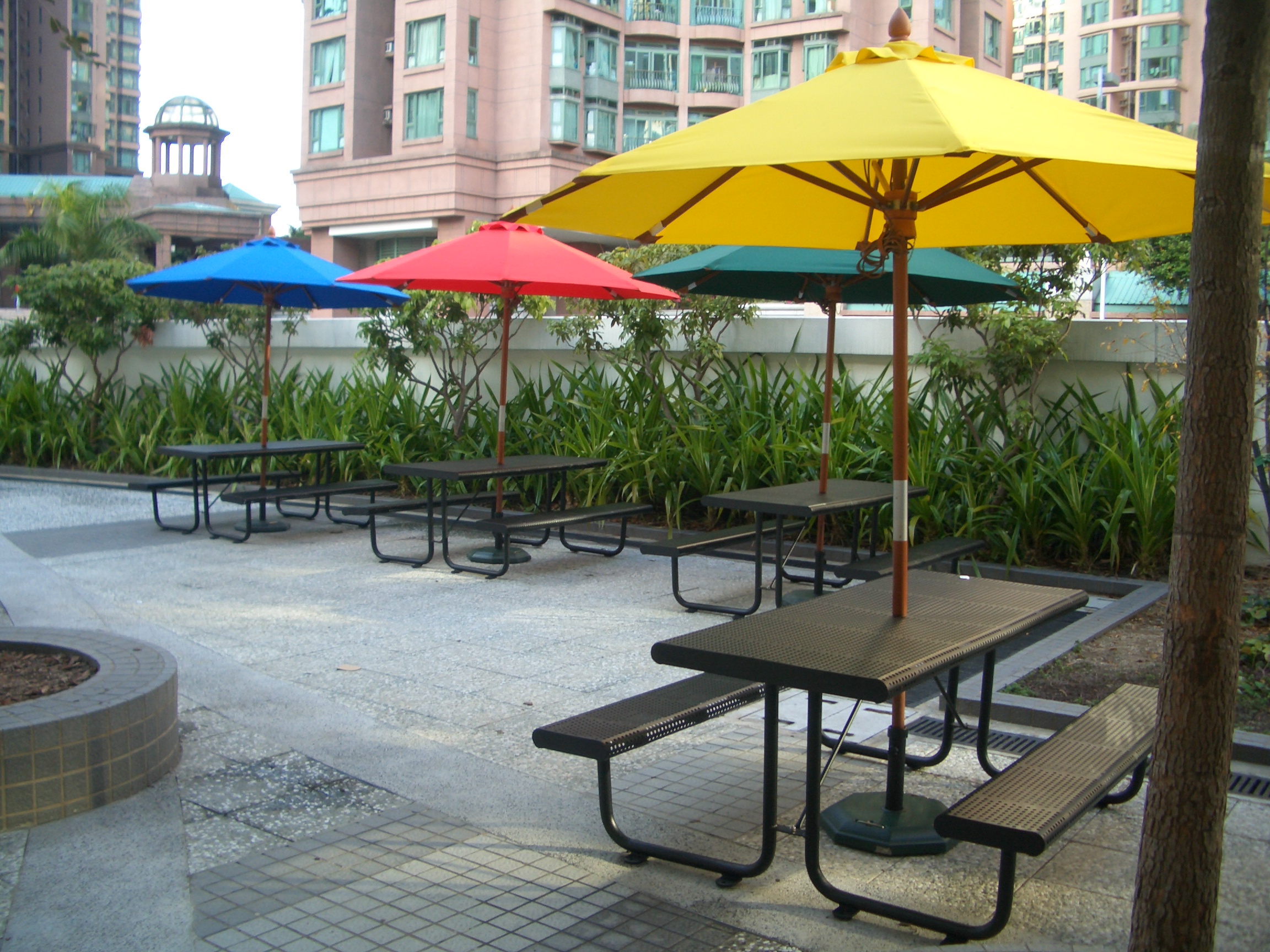 Modern Garden Bench Seat Recycled Plastic For Sports Center Playground