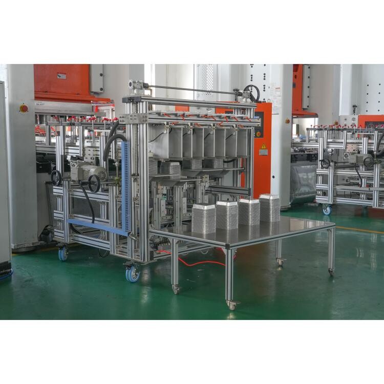 12000 Pcs/h 3 Cavities C Frame Aluminium Foil Container Production Line