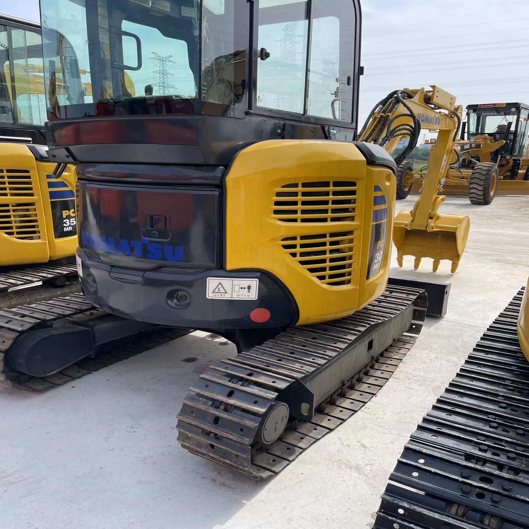 Used Komatsu Excavator PC30MR Secoondhand 3ton Small Type Mini Crawler Digger