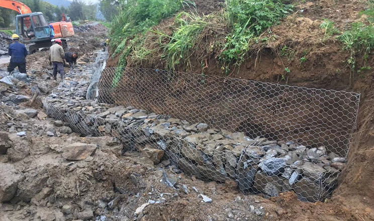 Low Carbon Iron Hexagonal Gabion Mesh 60x80mm 2.0mm