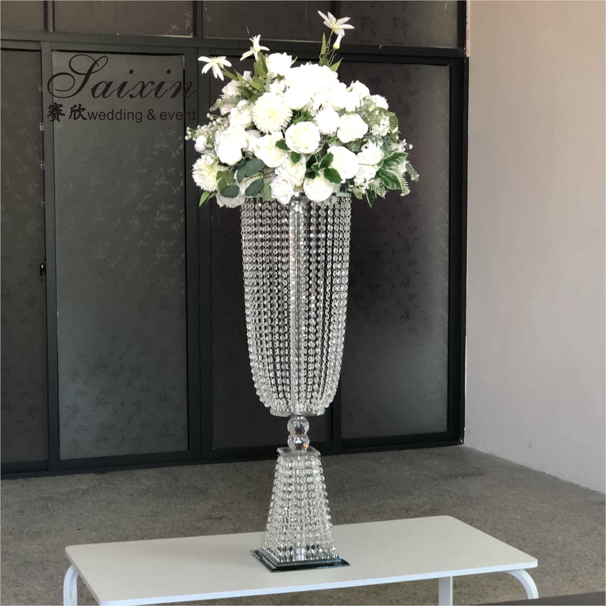 Modern Wedding Flower Stand Crystal Floral Pillar Stand Table Decoration