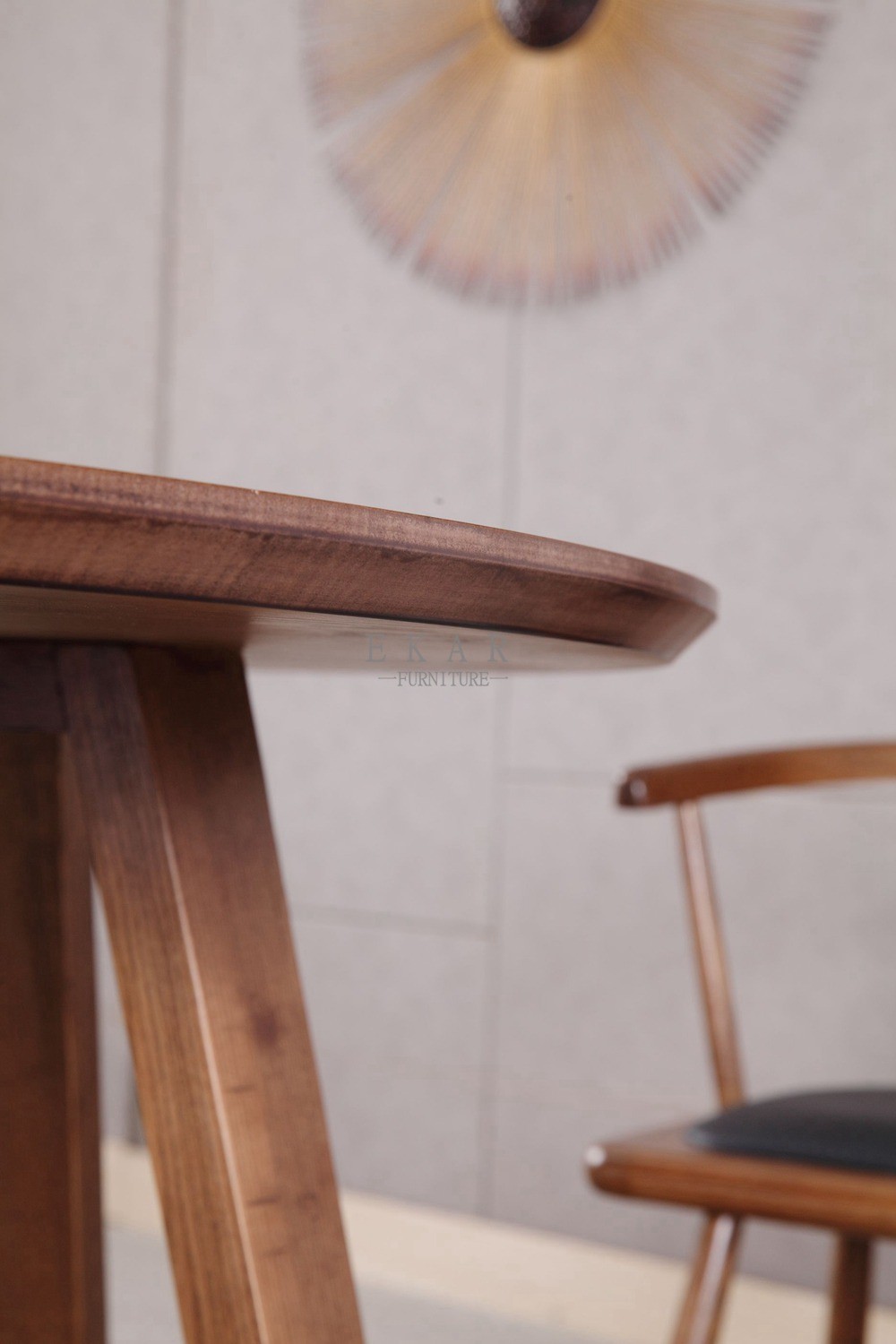 Modern Walnut Solid Ash Wood 1m Round Dining Table 4 Seater