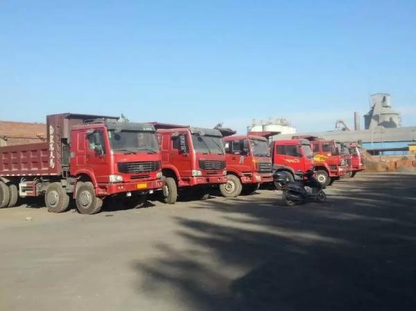 2015 made in china 6*4 10 Tires Sinotruck Howo tipper brakes service dump truck
